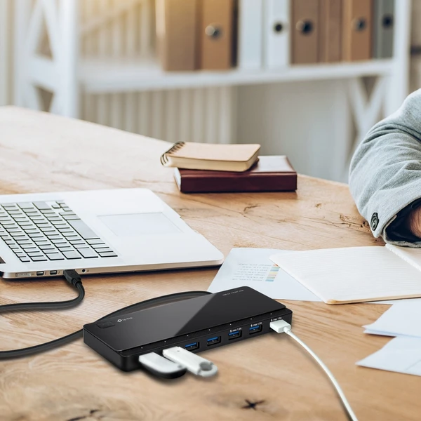 TP-Link UH700 HUB 7v1, čierny - USB huby - Obrázok LFGFF00101