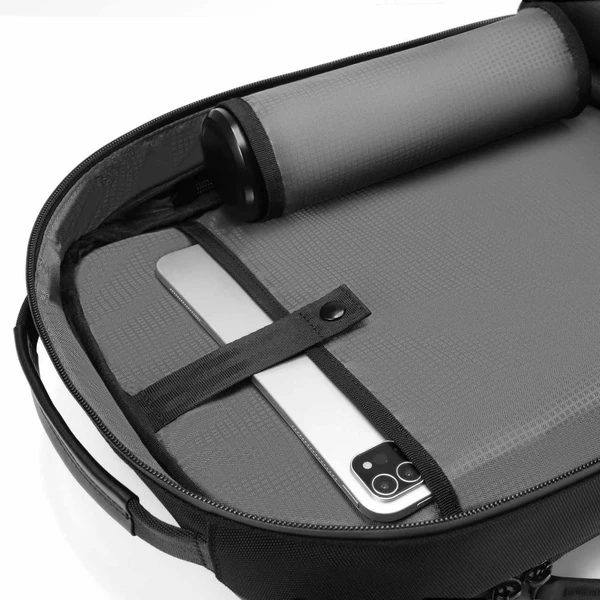 MyBalo Cole minimalistický business batoh na notebook čierny - Batohy - Obrázok M9AE000K01