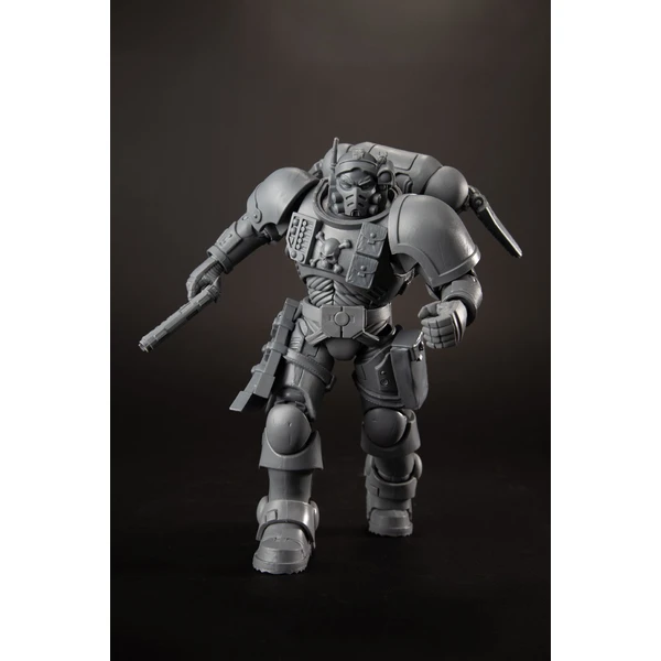 Akčná figúrka McFarlane Toys Warhammer 40K - Ultramarines Lieutenant in Phobos Armor (Artist Proof) - Figúrky - Obrázok MZ6F000K01