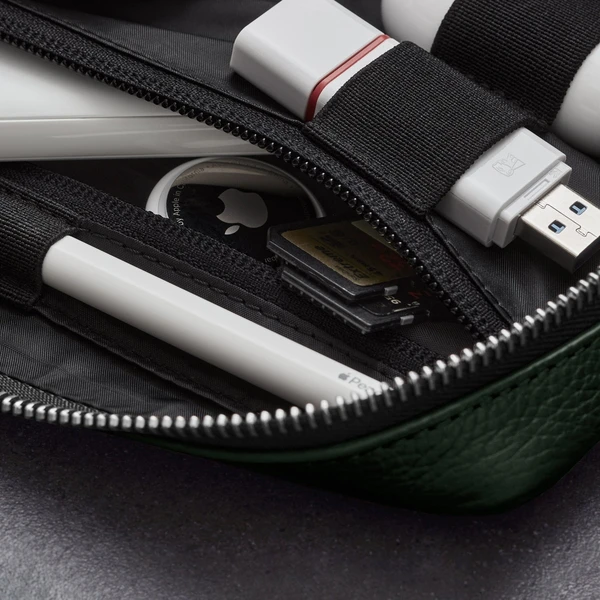 Woolnut kožený Tech Organizér tmavo zelený - Organizéry - Obrázok N1Q4000701