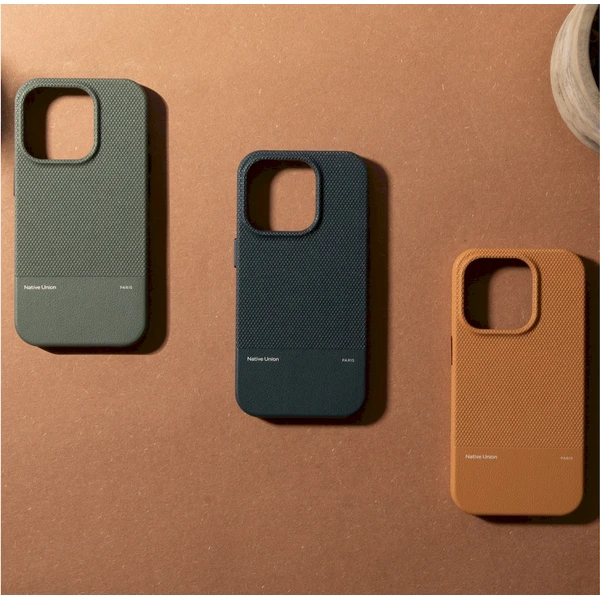 Native Union (RE) Classic MagSafe kryt iPhone 16 čierny - Puzdra - Obrázok OC88000O01