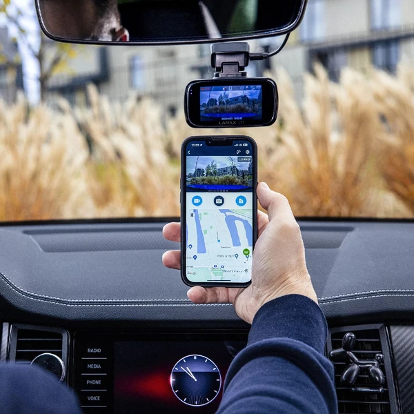 LAMAX C11 GPS 4K palubná kamera (s detekciou radarov) - Kamery - Obrázok P1F5000N01