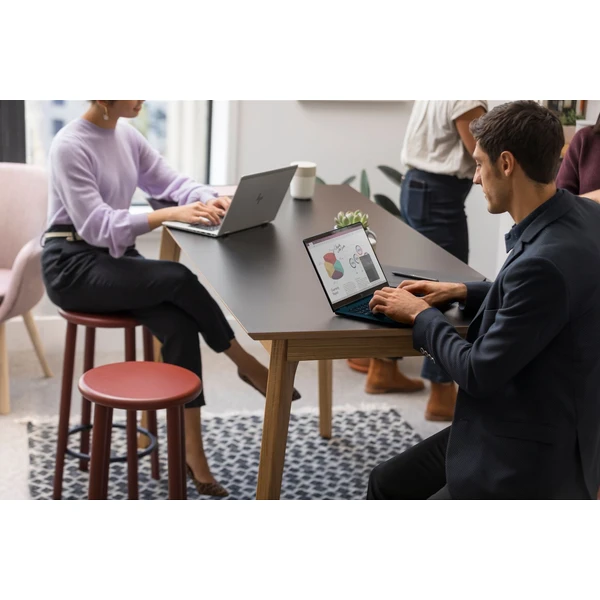 HP Elite x360 1040 G10 (818F3EA#BCM) - Notebooky - Obrázok P8G7000701