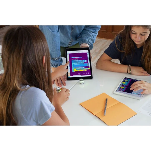 Ozobot Evo programovateľný robot - Inteligentné hračky - Obrázok PCUH100501