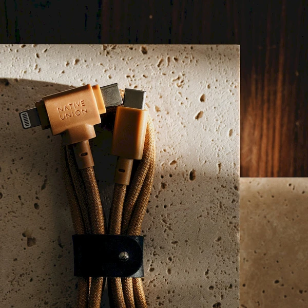 Native Union Belt Universal Cable (USB-C – Lighting/USB-C) 1,5 m, kraft - Káble a redukcie - Obrázok PR37000L01