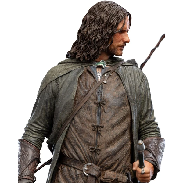 Soška Weta Workshop LOTR Trilógy - Aragorn, Hunter of the Plains (Classic Series) Statue Scale 1/6 - Sochy a sošky - Obrázok PRG2000601