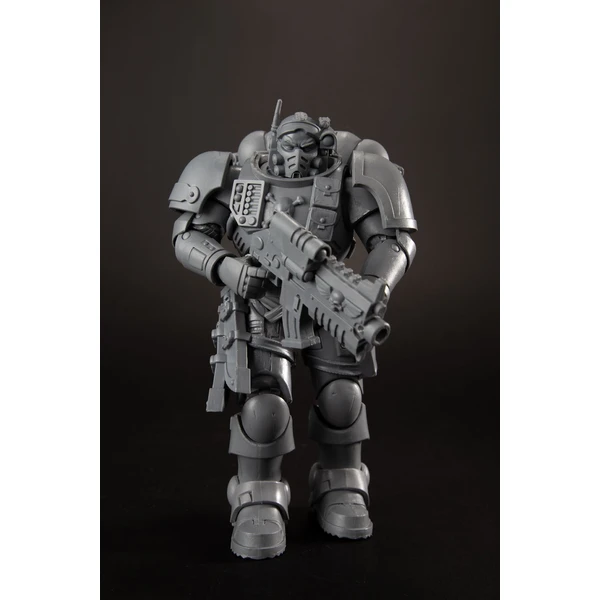 Akčná figúrka McFarlane Toys Warhammer 40K - Ultramarines Lieutenant in Phobos Armor (Artist Proof) - Figúrky - Obrázok PZ6F000K01