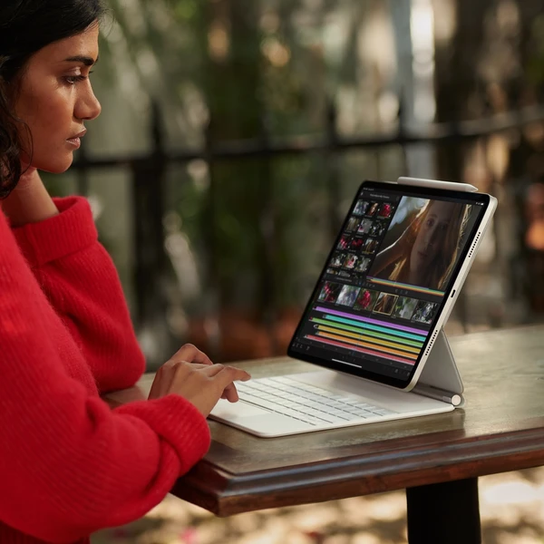 Apple iPad Pro 11" 128 GB Wi-Fi strieborný (2021) (Ďalšia) - Tablety - Obrázok Q5EFF00101