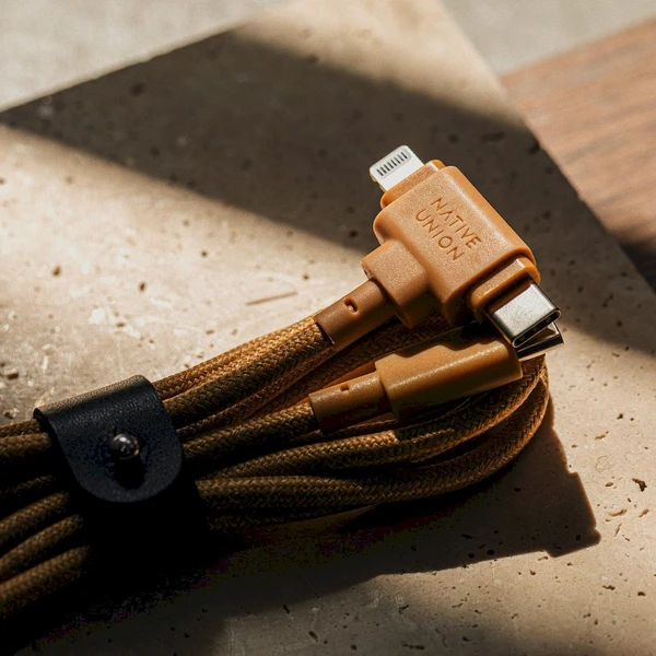 Native Union Belt Universal Cable (USB-C – Lighting/USB-C) 1,5 m, kraft - Káble a redukcie - Obrázok QR37000L01