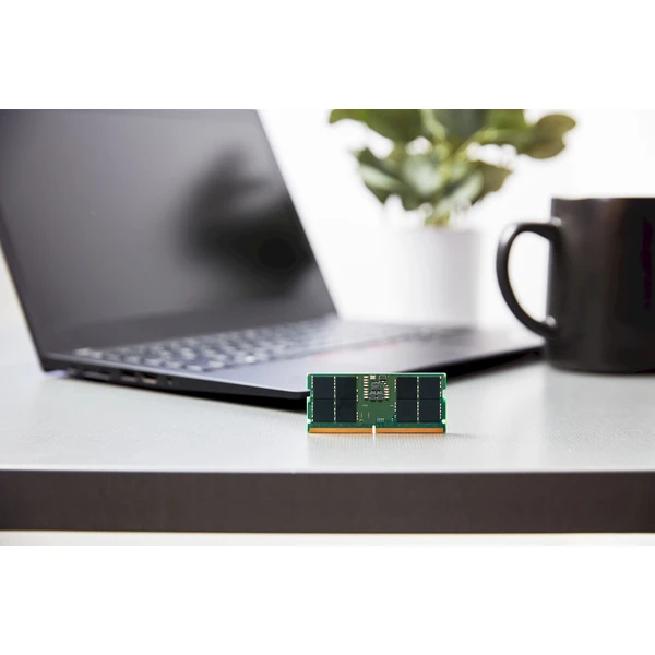 Kingston ValueRAM DDR5 32GB 5600MT/s CL46 SO-DIMM (1x32GB) - Operačné pamäte - Obrázok QTJE000K01