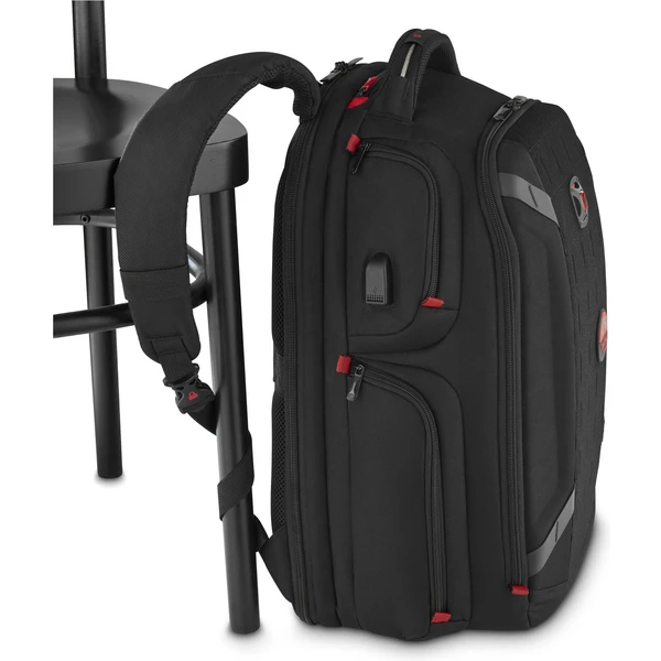WENGER PlayerOne 17,3" herný batoh na notebook čierny - Batohy - Obrázok QXA1000P01