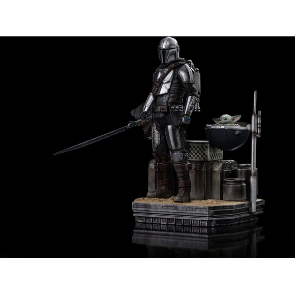 Soška Iron Studios Art Scale 1/10 SW: Mandalorian - Din Djarin a Grogu 21,3 cm - Sochy a sošky - Obrázok S9Z9000K01