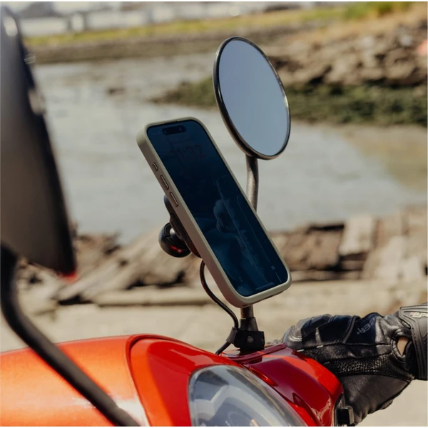 Peak Design Motorcycle Mirror Mount MagSafe/Qi2 držiak na motorku čierny (s nabíjaním) - Držiaky - Obrázok T7DE000O01