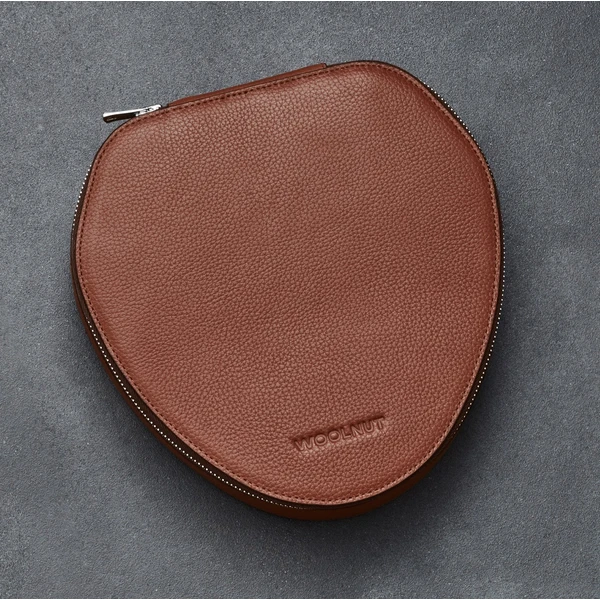 Woolnut Leather kožené puzdro pre AirPods Max hnedé - Puzdra - Obrázok V2KR100501