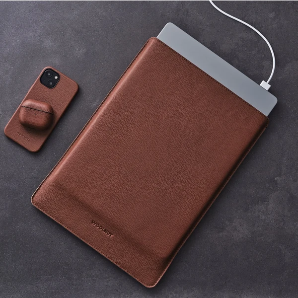 Woolnut kožené Sleeve púzdro pre 16" MacBook Pro hnedé - Puzdra - Obrázok V6SR100501
