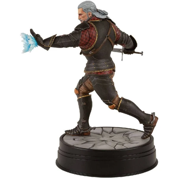 Soška Dark Horse The Witcher 3: Wild Hunt - Geralt Toussaint Tourney Armor 24 cm - Sochy a sošky - Obrázok WCBC000K01