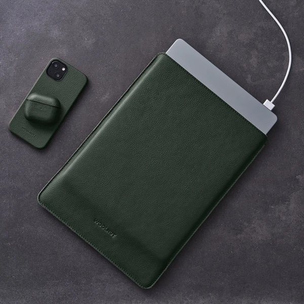 Woolnut kožené Sleeve púzdro pre 14" MacBook Pro tmavo zelené - Puzdra - Obrázok X5SR100501