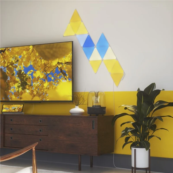 Nanoleaf Shapes Triangles Starter Kit (15 ks) inteligentné modulárne osvetlenie - Inteligentné osvetlenie - Obrázok Y153000501