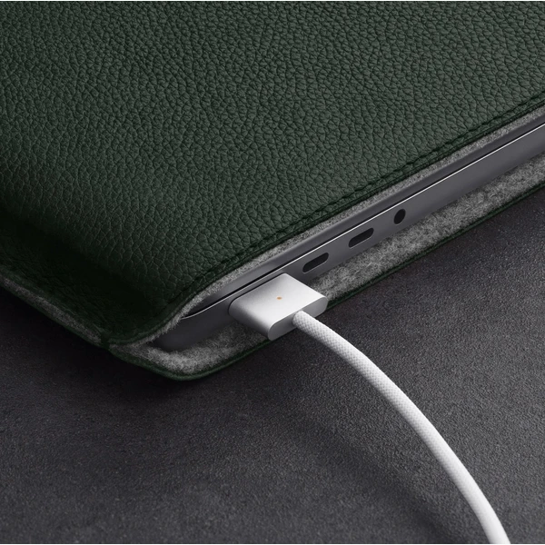 Woolnut kožené Sleeve púzdro pre 14" MacBook Pro tmavo zelené - Puzdra - Obrázok Y5SR100501