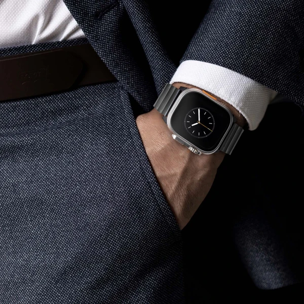 UNIQ Strova Mag oceľový remienok pre Apple Watch 49/46/45/44/42mm čierny - Remienky - Obrázok Y7O4000J01