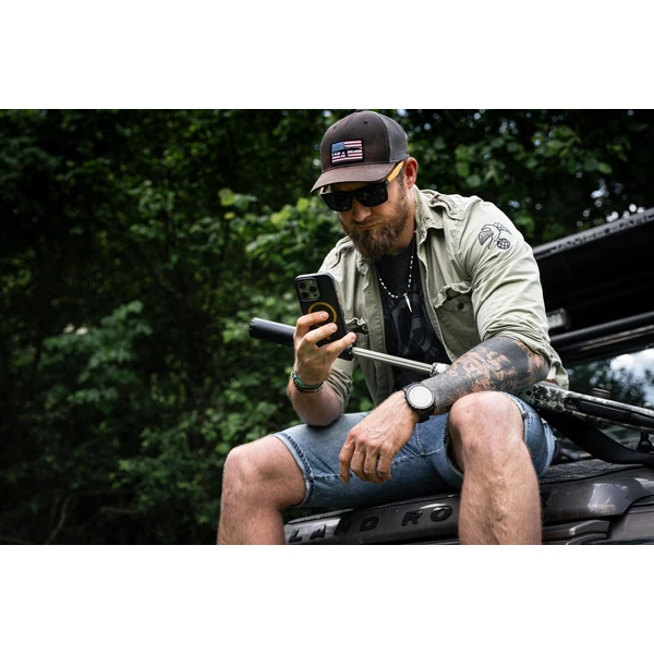 Tactical MagForce Hyperstealth 2.0 Kryt pre iPhone 16 Pro Black/Yellow - Puzdra - Obrázok a20eeeb348ba40619f991fe748f4286f