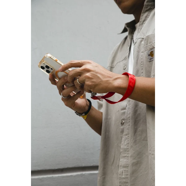 SKINARMA Scout Universal Handstrap pútko na ruku červené - Pútka - Obrázok a378d241b43143a187ef3af0c3a76d0e
