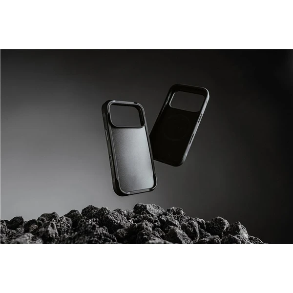 Nomad Rugged Leather Case (Horween) MagSafe kožený kryt iPhone 17 Pro Black - Puzdra - Obrázok a63585b0c57a497ea41c1c166d1853dc