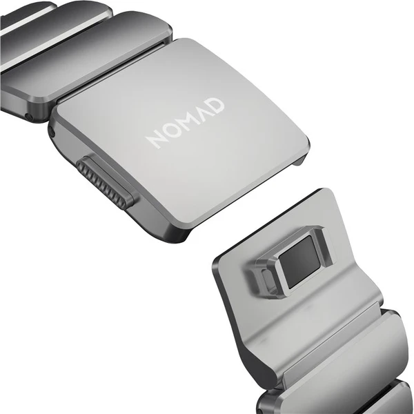 Náramok Nomad Stratos Band FKM pre Apple Watch 45/46/49mm Natural Titanium/Black - Remienky - Obrázok a7a9d06561bd4f9d93b253d68093e891