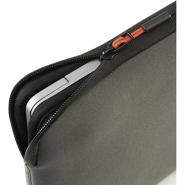 Pipetto Classic Fit Sleeve púzdro pre MacBook 14"/13" tmavo zelené - Puzdra - Obrázok aae53257cab74cdda69b05aa0ca1c982
