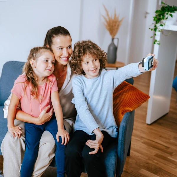 LAMAX PixelKid1 detský fotoaparát modrý - Fotoaparáty - Obrázok b4c9e3833add4c67b9e3c179fb0a292f