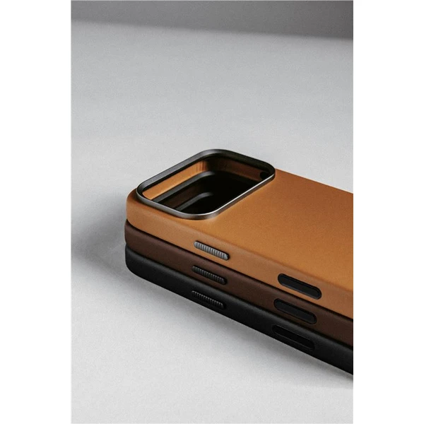 Nomad Traditional Leather Case (Horween) MagSafe kožený kryt iPhone 17 Pro Max Rustic Brown - Puzdra - Obrázok ba333961733c489a9d0ba77159eaa4dc
