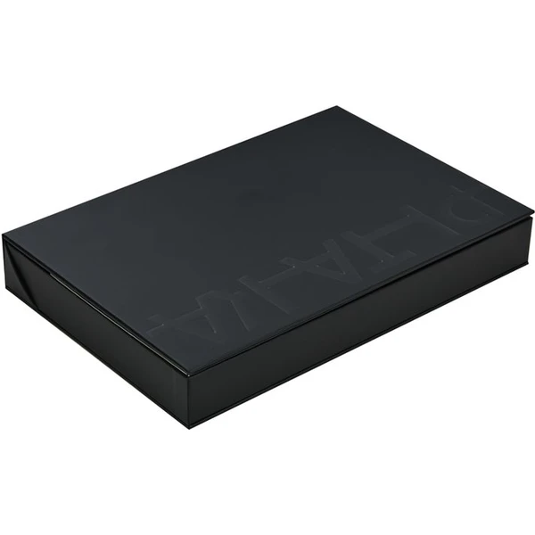 Pitaka Gift Box prémiový darčekový balíček pre iPhone 17 Pro Classic Black Collection - Puzdra - Obrázok c3f1665f3c234ac38e6bf8aa65e44c2e