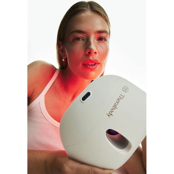 Therabody TheraFace Mask Glo LED pleťová maska - Čističe pleti - Obrázok c7af392034174316a8288f9736d85be7