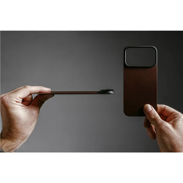 Nomad Magnetic Leather Back (Horween) Magsafe kožený kryt iPhone 17 Pro Max Rustic Brown - Puzdra - Obrázok cd7e0565d88d4ae09bbf37dd5509f738