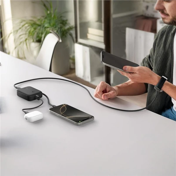 Spigen Essential powerbanka s káblom 10000 mAh (30W) čierna (EA3010BT) - Powerbanky - Obrázok d090fce630e14ed8ad3643182d3ab196