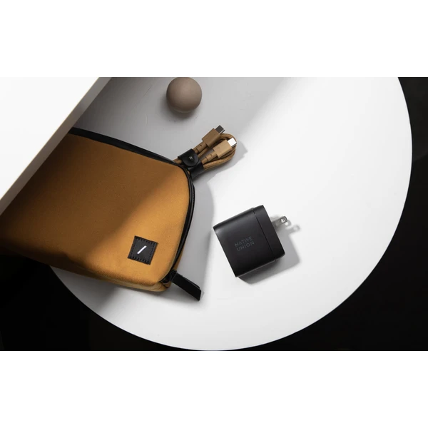 Native Union Belt Cable USB-C/USB-C kábel 1,2m, 60W horčicový - Káble a redukcie - Obrázok d92ff957ec77495cb1818c0e54dc85fa