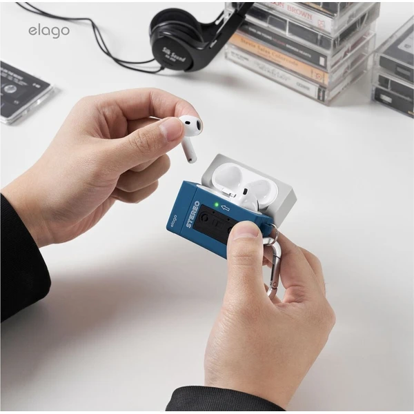 ELAGO Cassette Player púzdro Airpods 4 tmavomodré - Puzdra - Obrázok d_0a6d19fd200045e3a83d6923c25cf85d