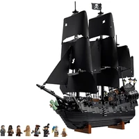 LEGO Icons 10365 Pirátska loď kapitána Jacka Sparrowa - LEGO