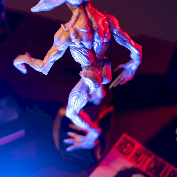 Lampička Stranger Things - Demogorgon - Lampičky - Obrázok d_2fd52c6a42554479b54b17a5c7cea13c