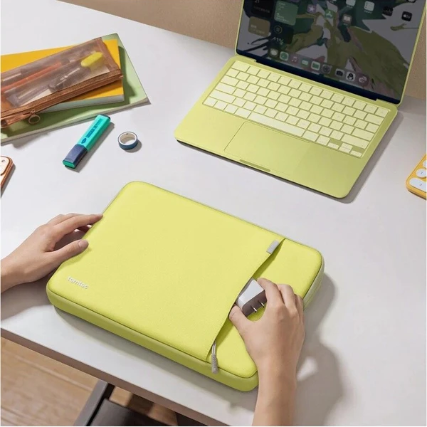 tomtoc Defender A13 sleeve puzdro 13" MacBook Neo žlté - Puzdra - Obrázok d_313b98498cda4b5eaf77ea62ae7275a8