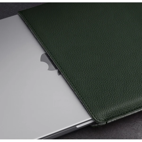 Woolnut Leather Sleeve kožené pouzdro MacBook Neo tmavě zelené - Puzdra - Obrázok d_33dee1f35be64d7babe4b8564c3fc689