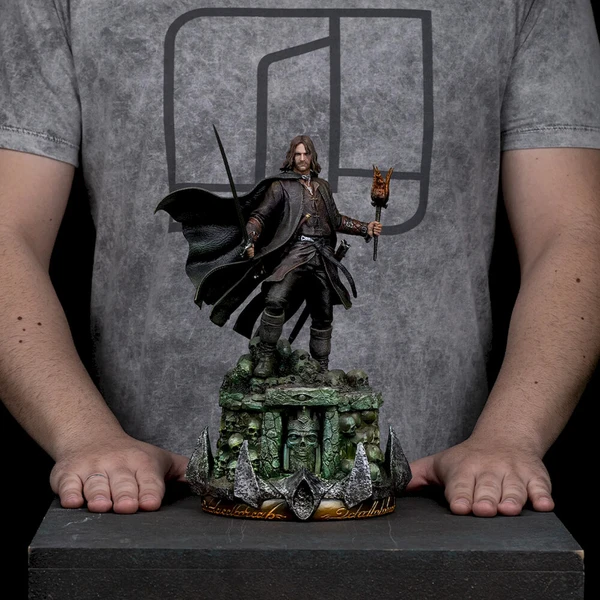 Soška Iron Studios The Lord of the Rings: Aragorn Unleashed Art Scale 1/10 - Sochy a sošky - Obrázok d_5d83d2f43b85432da44fbe29752f49fb