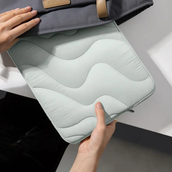 tomtoc Terra A27 sleeve puzdro 13'' MacBook Neo, Lakeshore - Puzdra - Obrázok d_7fb5aa39ecdd429f8f49d244f7e23364