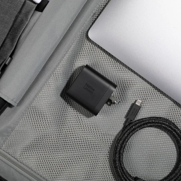 Native Union Belt Cable XL USB-C/USB-C kábel 3m, 100W cosmos - Káble a redukcie - Obrázok d_88f0131c675f4b0e9ce55859a579f676