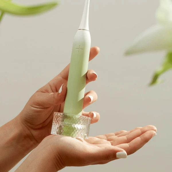 Be Lucent Prism Sonic Electric Toothbrush sonický zubní kartáček mentolový - Zubné kefky - Obrázok d_9bb7ebcaf18f41869da200abd9219ea3