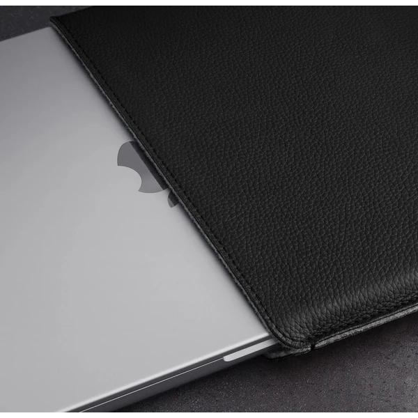 Woolnut Leather Sleeve kožené pouzdro MacBook Neo černé - Puzdra - Obrázok d_9f8a0db72eda48198e1d9357f3e030ad