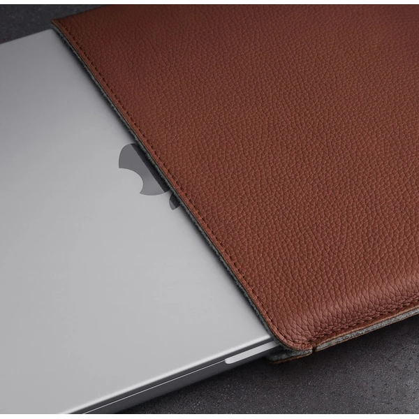 Woolnut Leather Sleeve kožené pouzdro MacBook Neo hnědé - Puzdra - Obrázok d_b7908e4e851746afb9c758c9ace407df