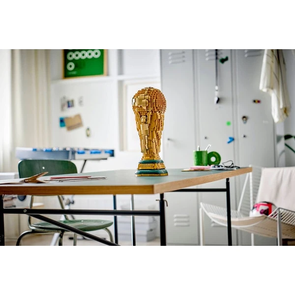 LEGO Editions Sports 43020 Oficiálna trofej Majstrovstiev sveta vo futbale - LEGO - Obrázok d_c3054991a3e74fa2bc636146baee207a