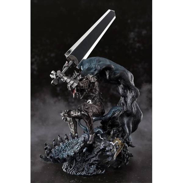 Soška Bandai Berserk Figuarts ZERO Metallic Touch - Guts Berserker Armor 35 cm - Sochy a sošky - Obrázok d_e1047337eab14e85b830e98bbf48ee80