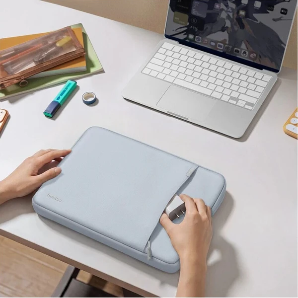 tomtoc Defender A13 sleeve puzdro 13" MacBook Neo svetlomodré - Puzdra - Obrázok d_f47a58dcfb4f4208a2a3836d8df31297